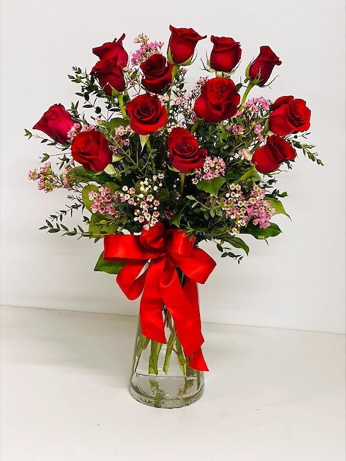 12 red rose bouquet