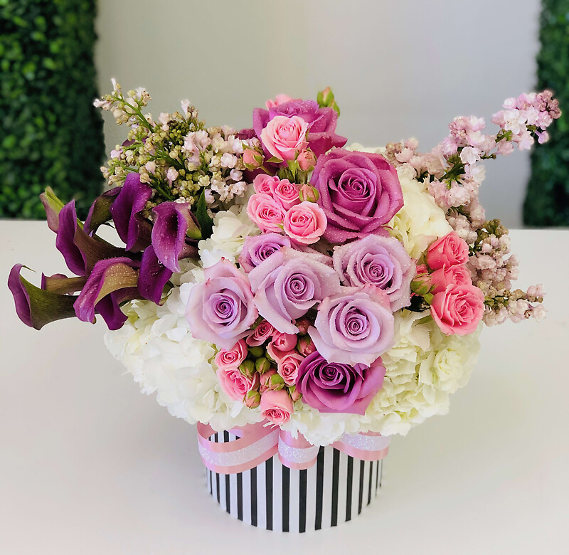 Sweetheart arranged by a florist in Las Vegas, NV Rosy Flowers Event